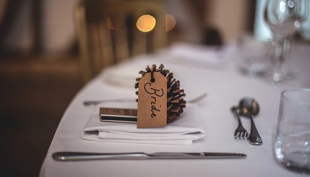 Creative Place Cards for Your Wedding  