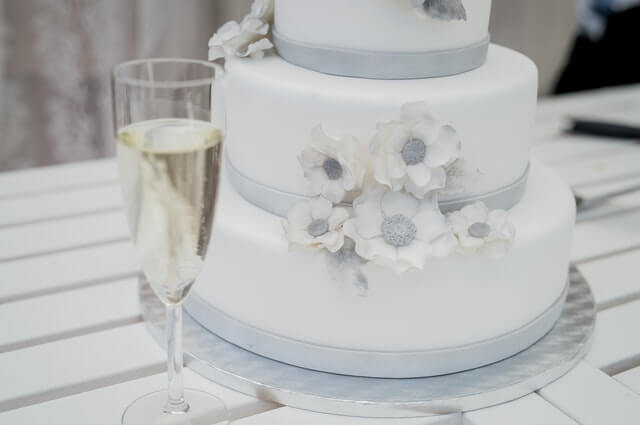 Wedding Cake Trends in 2020 to Keep Your Eye On