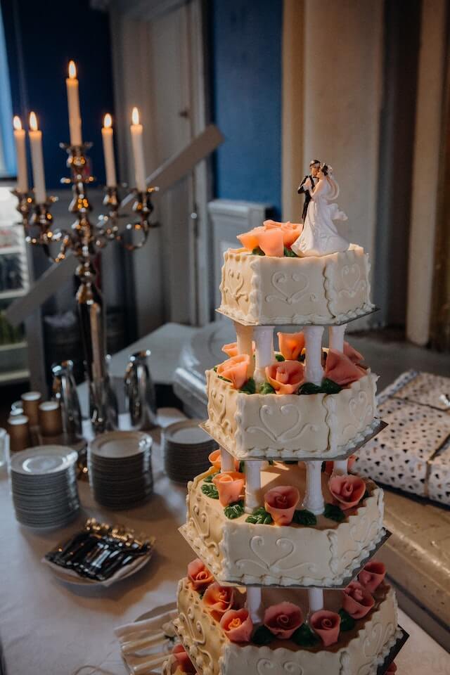 First Big Wedding Cake - CakeCentral.com